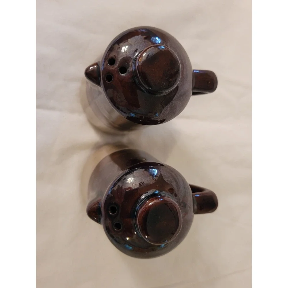 Vintage Stoneware Salt & Pepper Shakers Set Coffee Carafe Kettle Shape‎